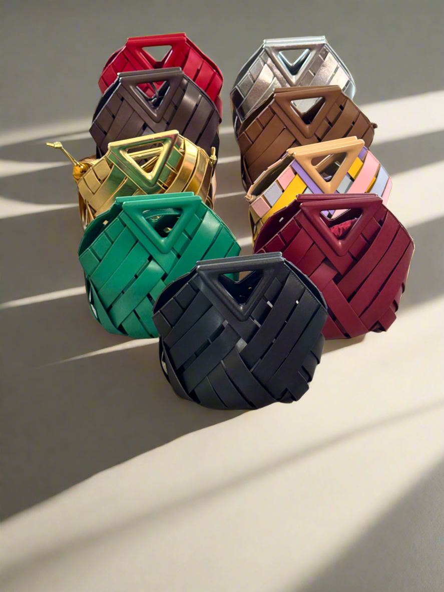 FNDAZZLE WOVEN BAGS