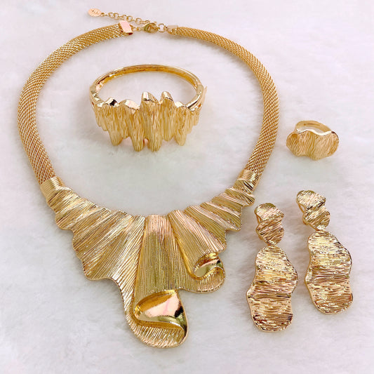 18K 
Abstract Waves Italian Gold jewelry Set