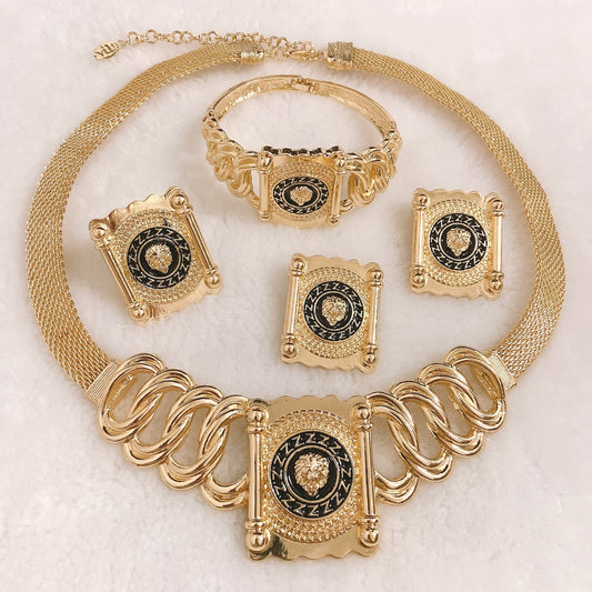 18K 
High quality Italian Royal Medallion Lion Set