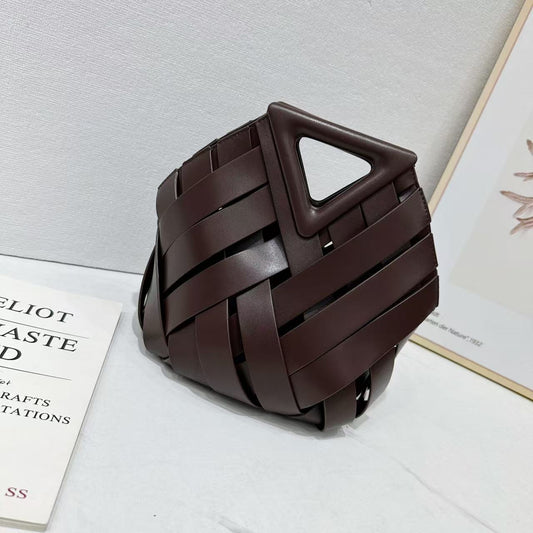 FNDAZZLE Luxe Woven Geo Tote(caramel)